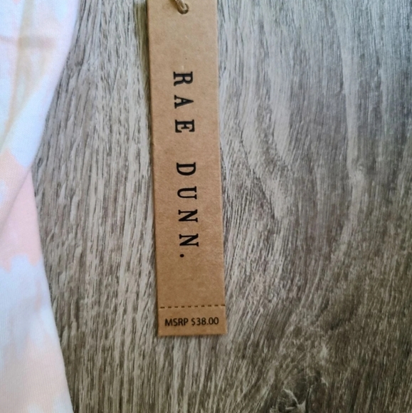 Sold NWT Rae Dunn 'DOG MAMA' Striped Dyed T-shirt - Size Medium - Picture 8 of 9